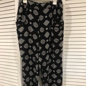 Black and white patterned light weight pants!
